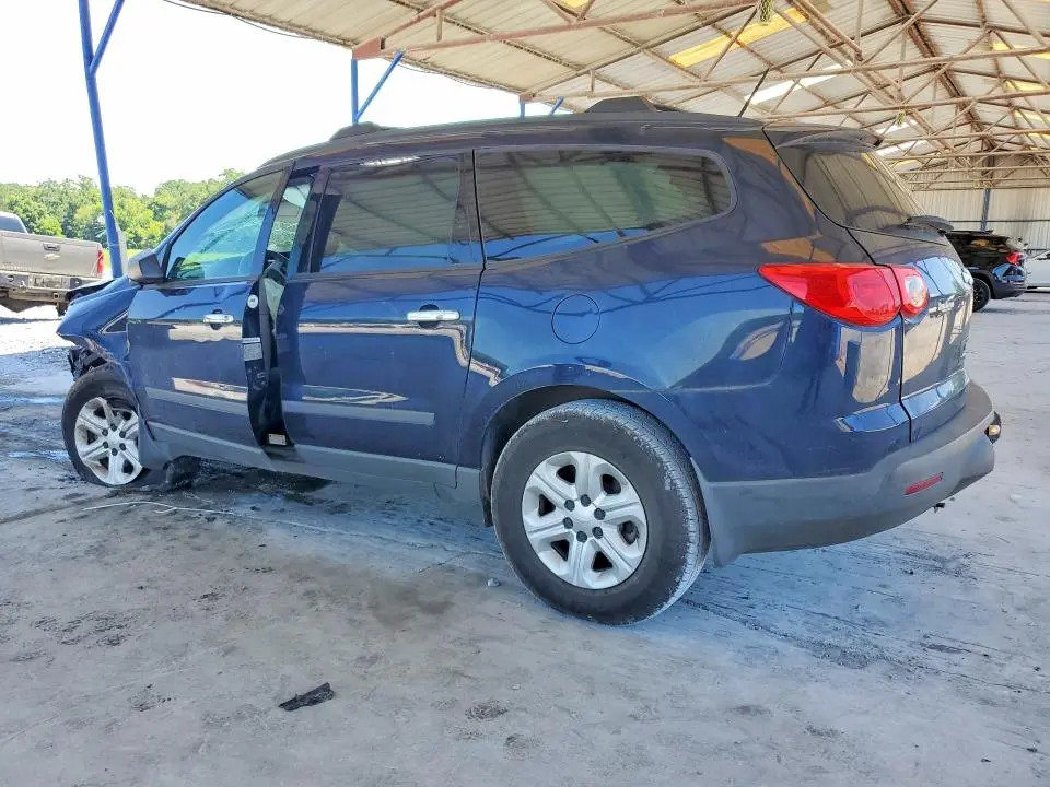 2012 CHEVROLET TRAVERSE LS  