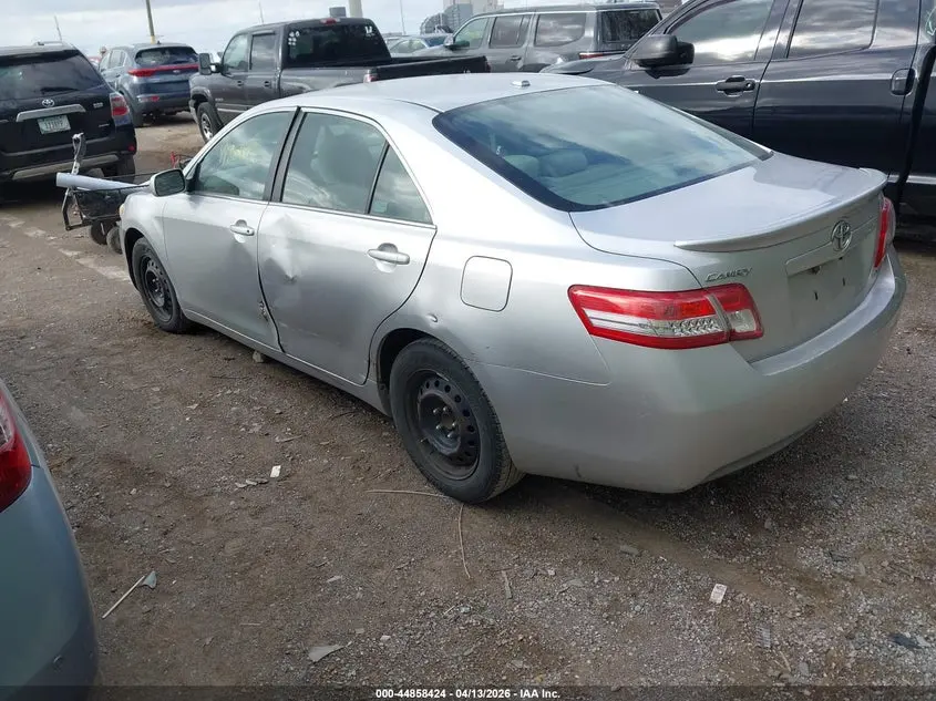 2010 TOYOTA CAMRY LE