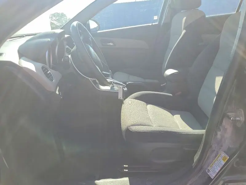2015 CHEVROLET CRUZE LS  