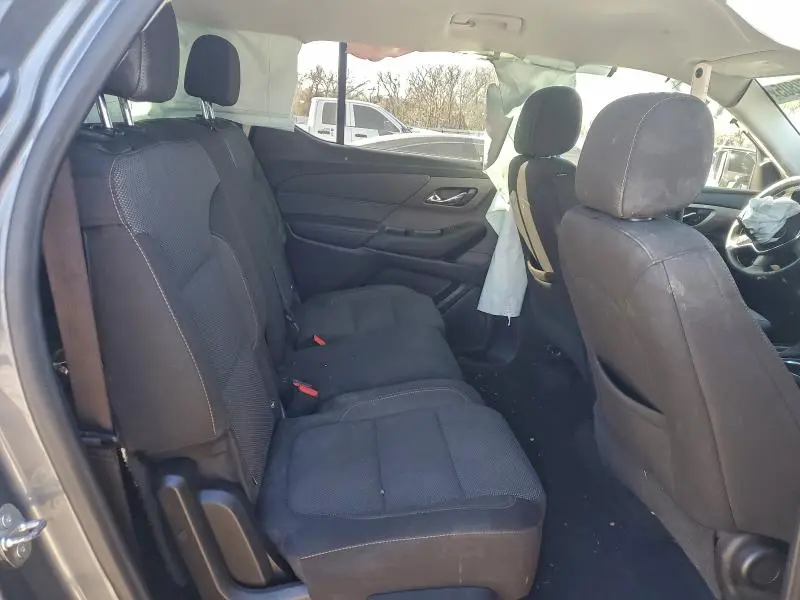 2021 CHEVROLET TRAVERSE LS  