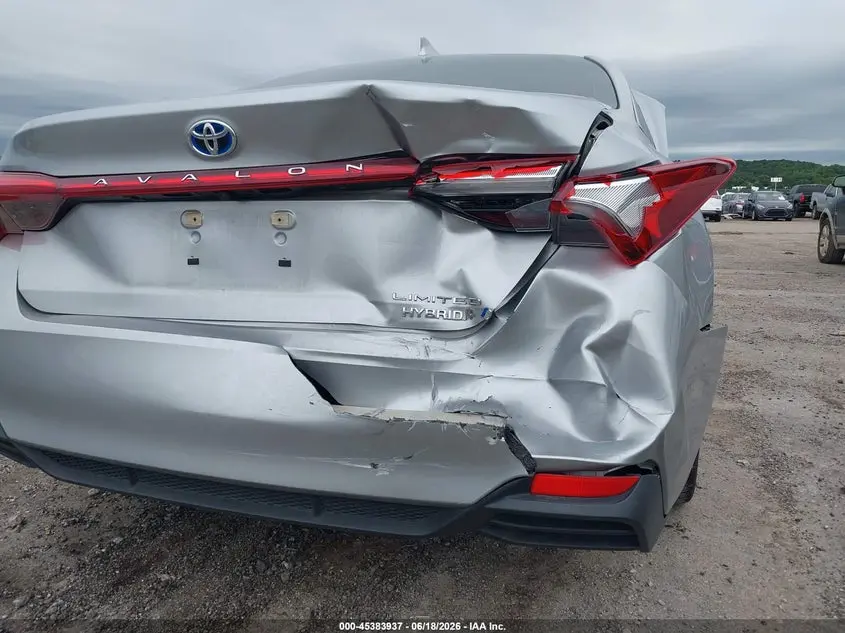 2020 TOYOTA AVALON HYBRID LIMITED