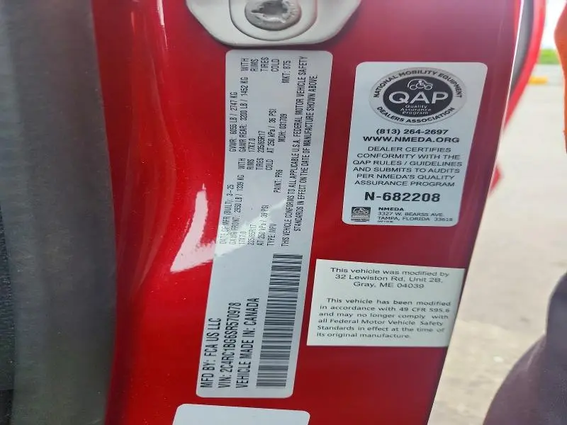 2025 CHRYSLER PACIFICA SELECT  