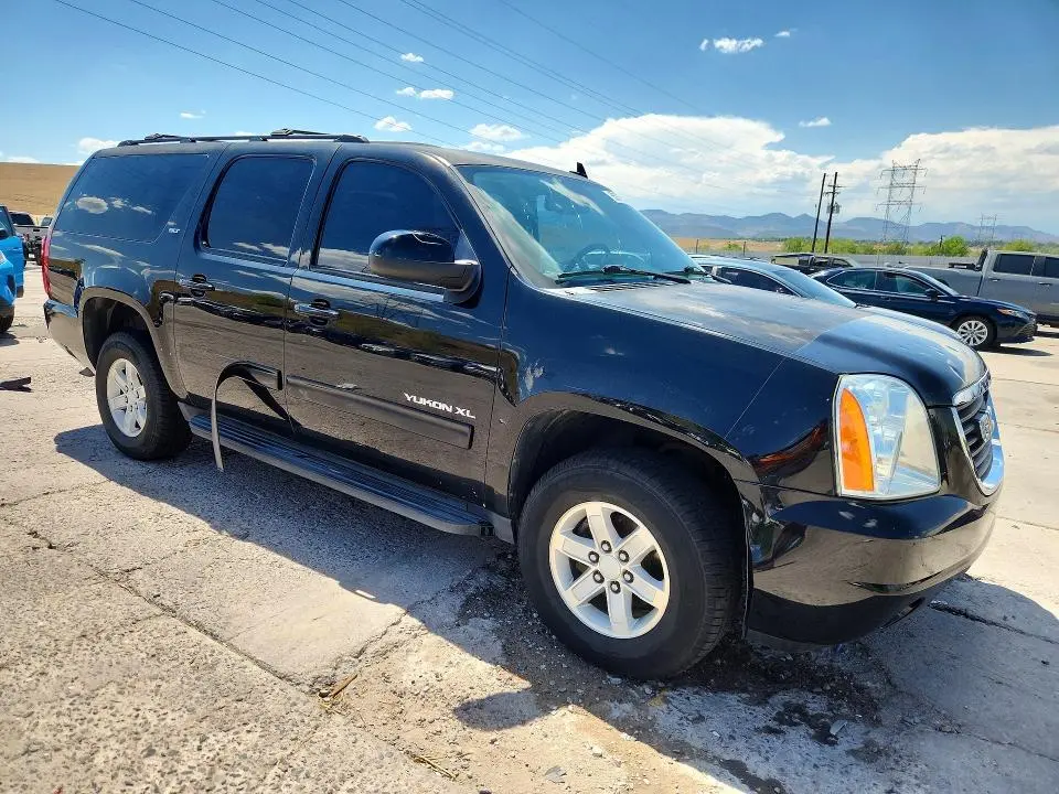 2014 GMC YUKON XL K1500 SLT  