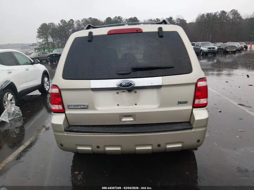 2011 FORD ESCAPE LIMITED