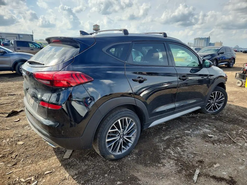 2021 HYUNDAI TUCSON SEL  