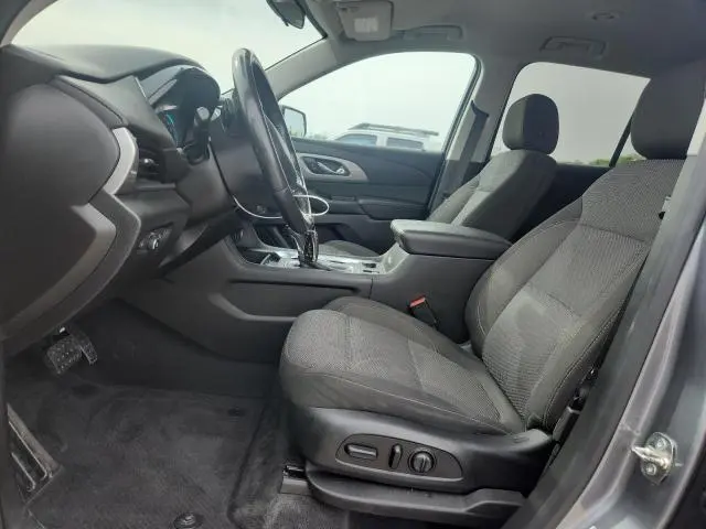 2019 CHEVROLET TRAVERSE LT  