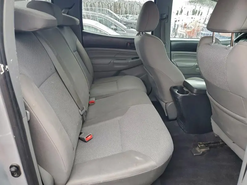 2012 TOYOTA TACOMA V6  