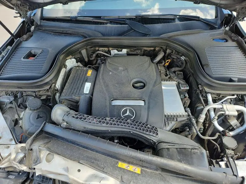 2019 MERCEDES-BENZ GLC 300  