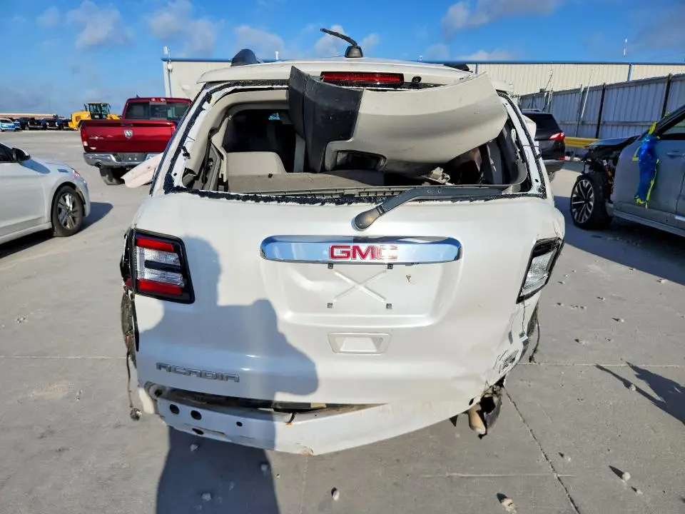 2016 GMC ACADIA   