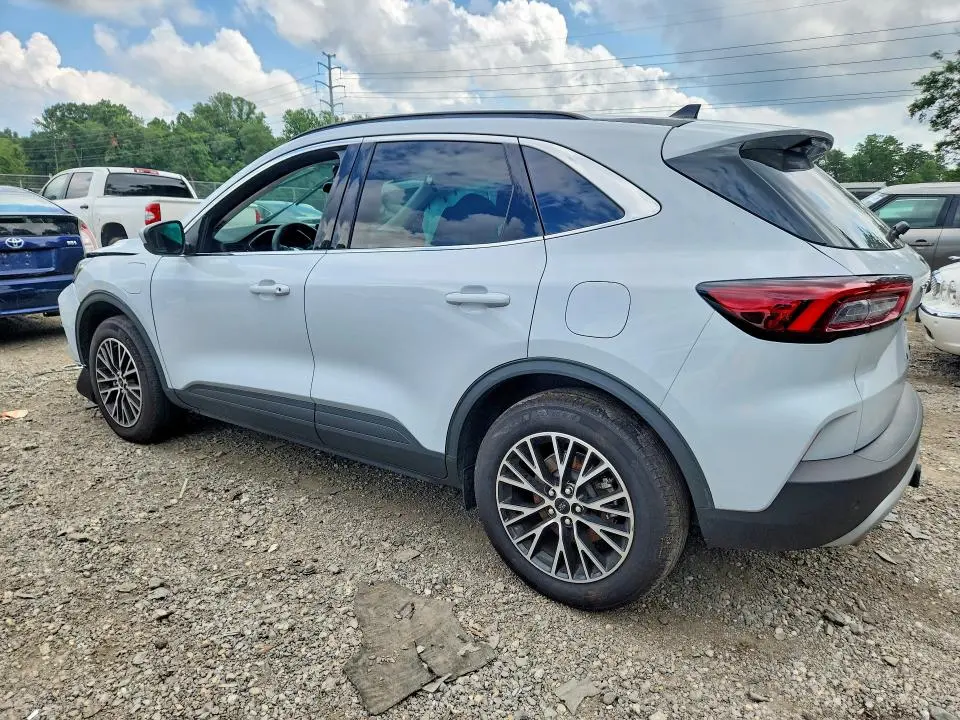 2025 FORD ESCAPE   