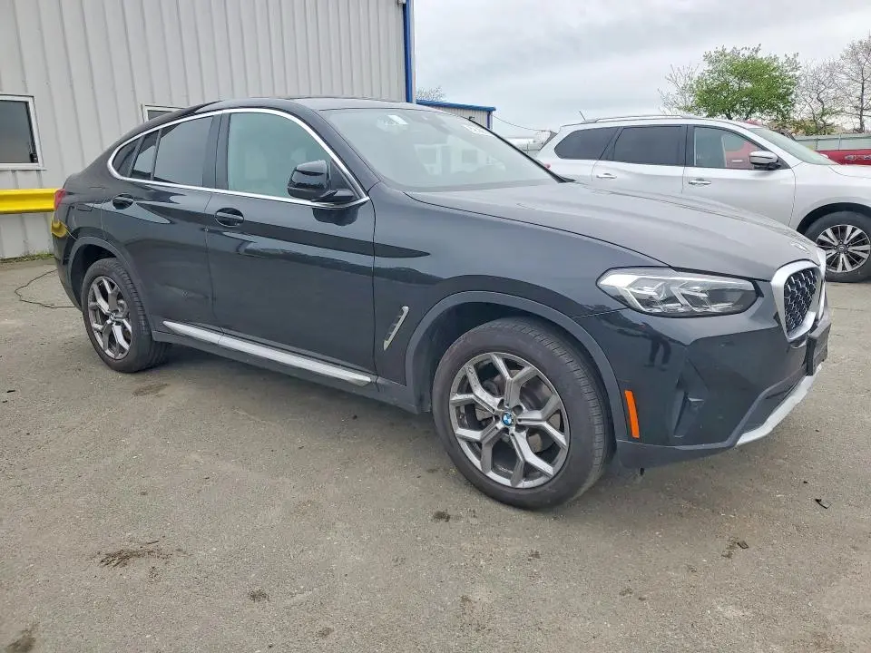 2025 BMW X4 XDRIVE30I  