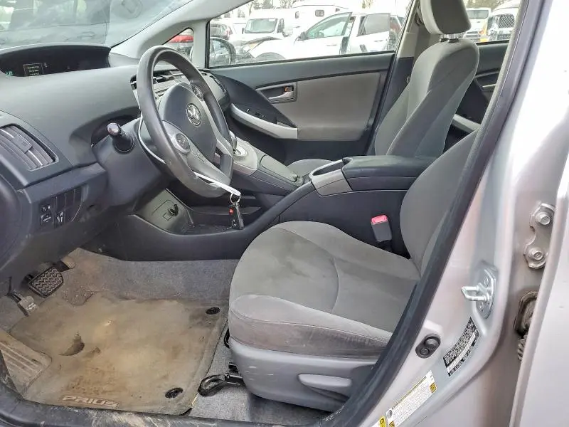 2013 TOYOTA PRIUS TWO  