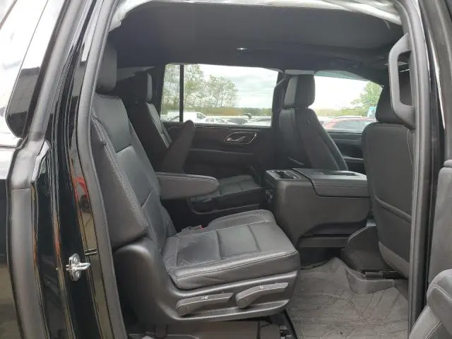 2024 CHEVROLET SUBURBAN K1500 LT  