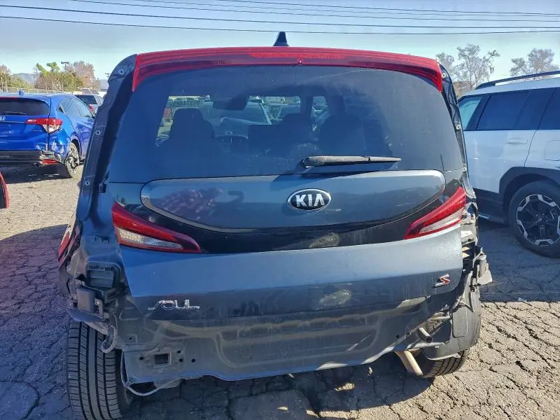 2020 KIA SOUL LX  