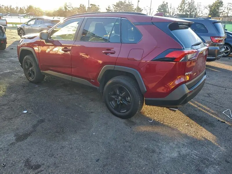 2020 TOYOTA RAV4 LE  
