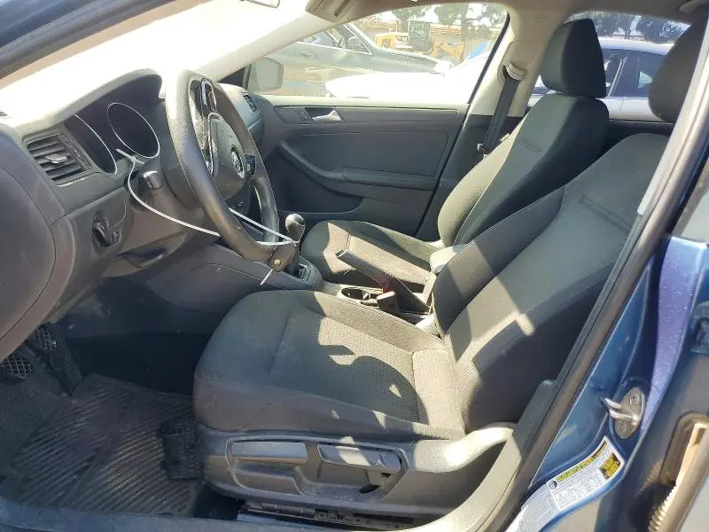 2015 VOLKSWAGEN JETTA BASE  