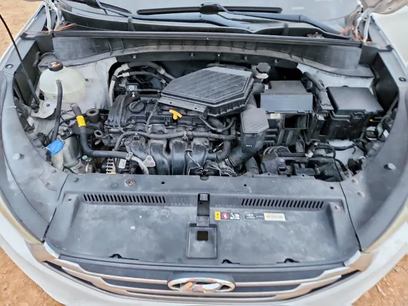 2018 HYUNDAI TUCSON SE  