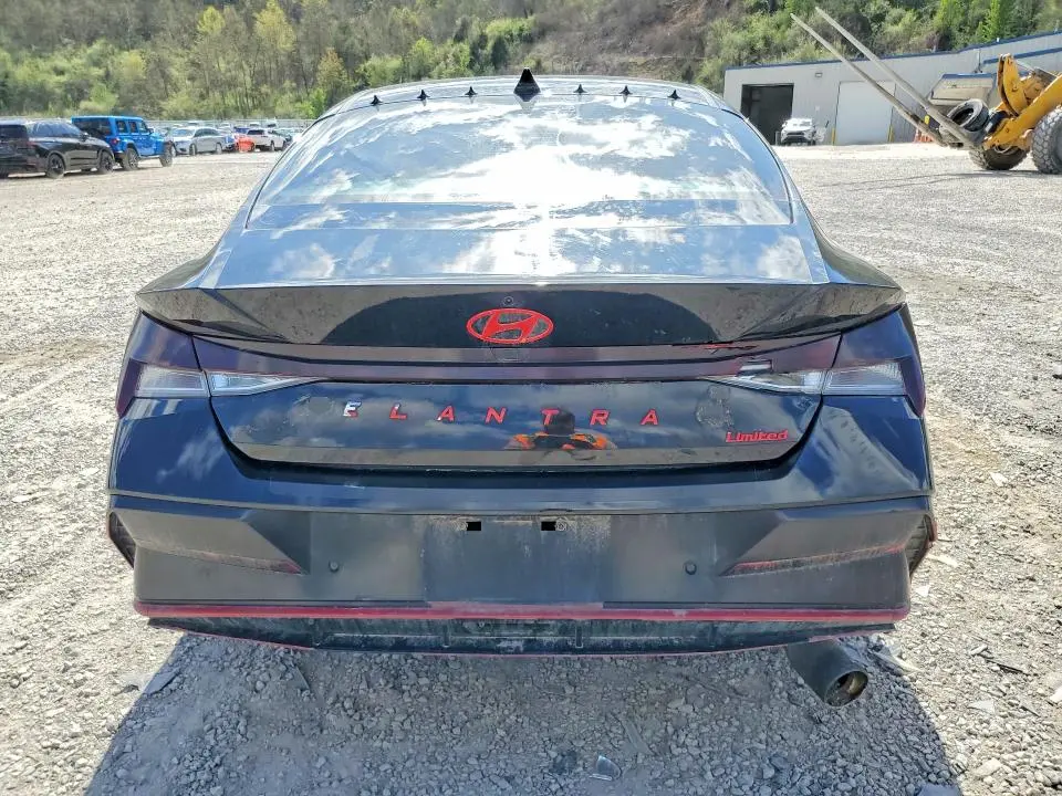 2024 HYUNDAI ELANTRA LIMITED  