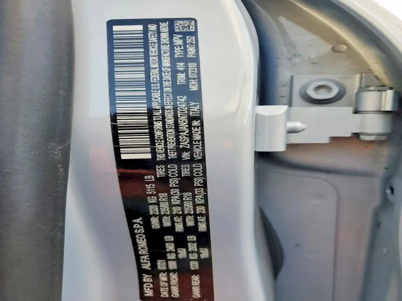 2022 ALFA ROMEO STELVIO   