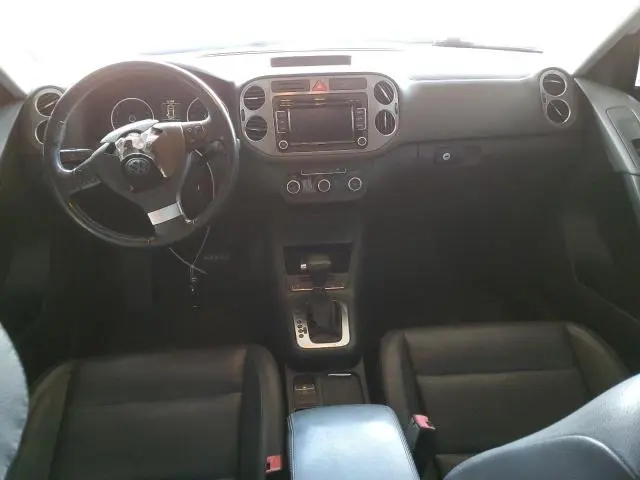 2010 VOLKSWAGEN TIGUAN S  
