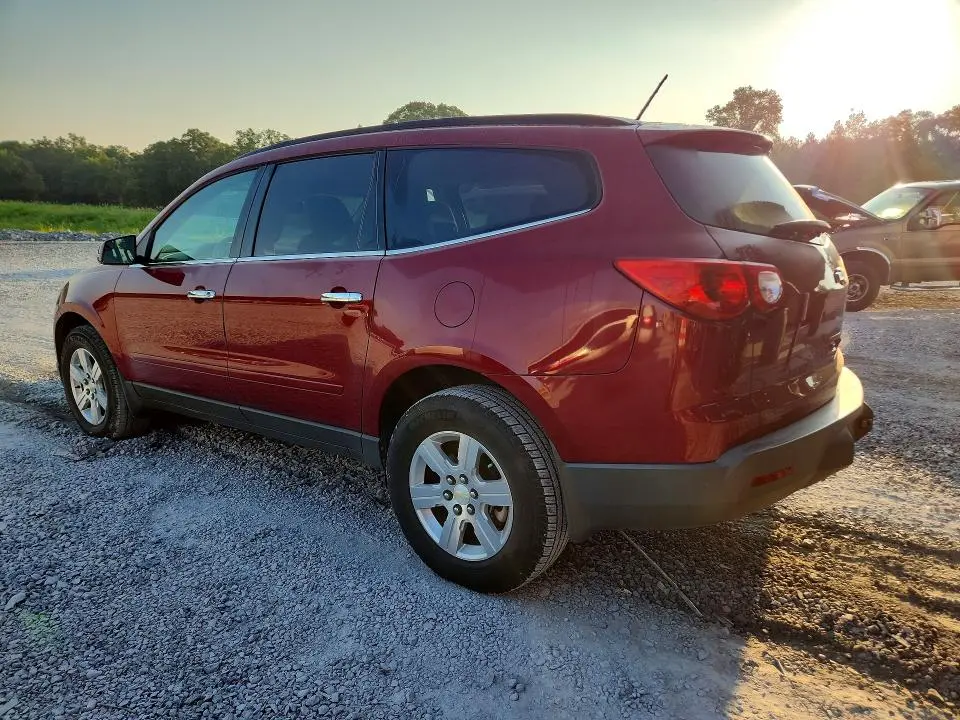2011 CHEVROLET TRAVERSE LT  