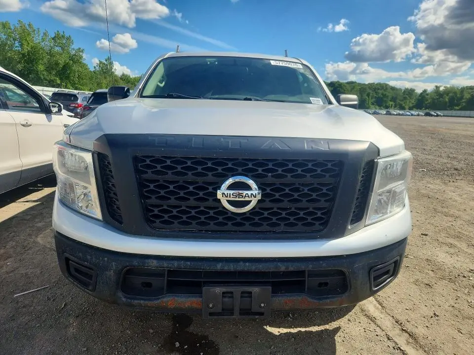 2017 NISSAN TITAN S  