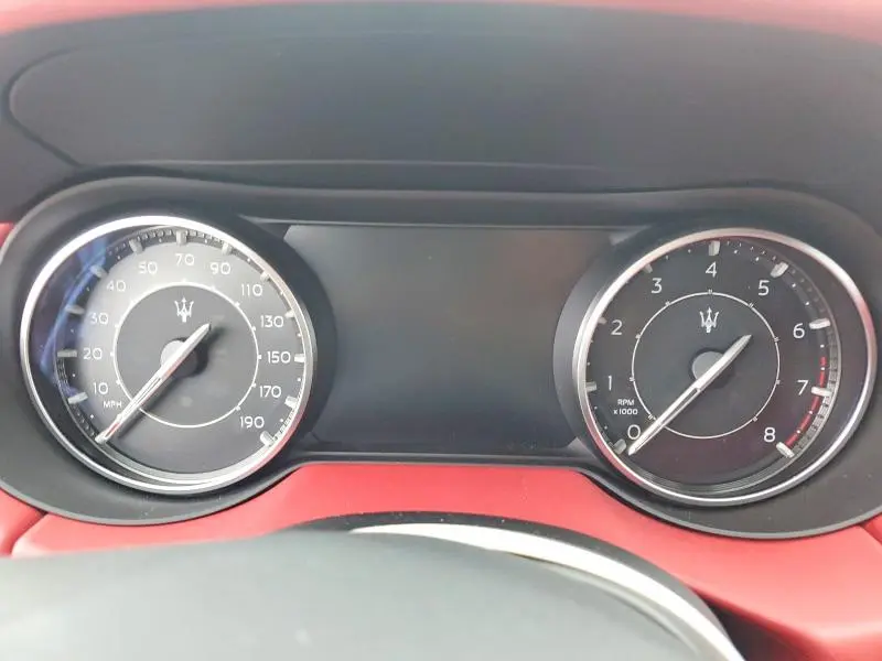2023 MASERATI LEVANTE GT  
