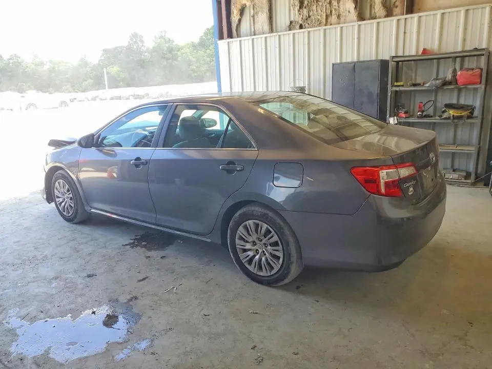 2013 TOYOTA CAMRY LE  