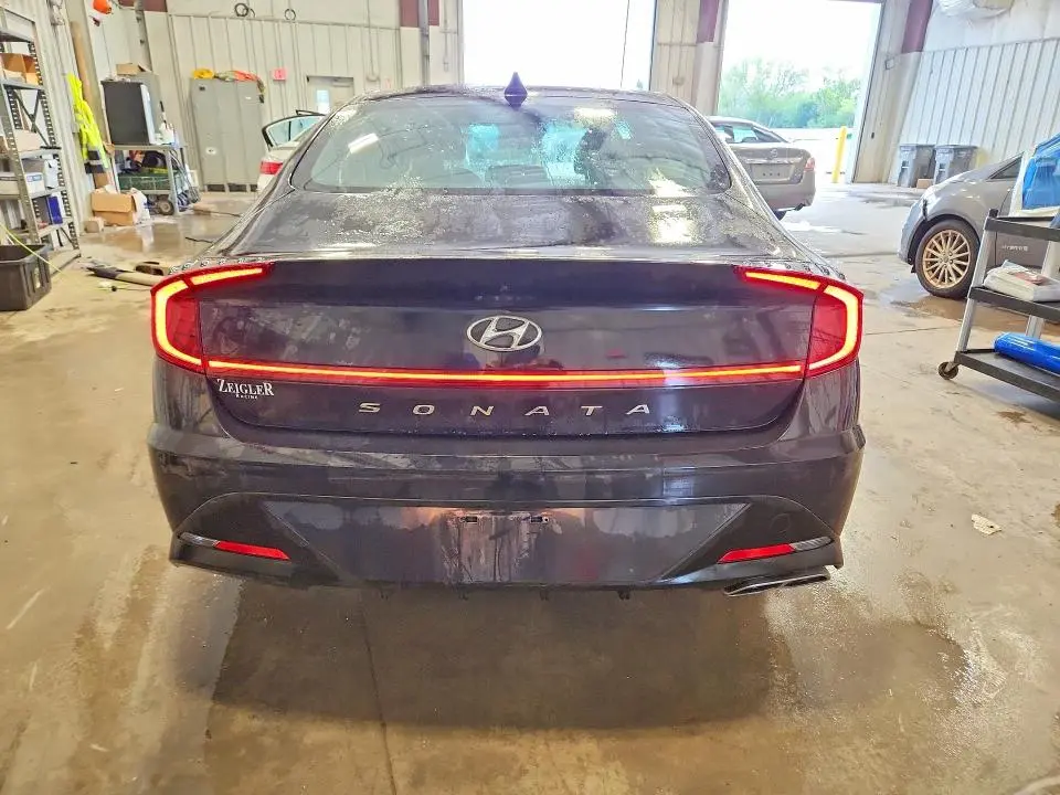 2023 HYUNDAI SONATA SEL  