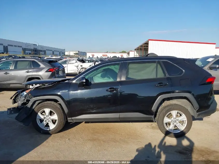 2021 TOYOTA RAV4 HYBRID XLE