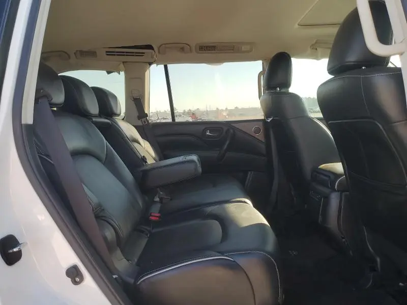 2021 INFINITI QX80 LUXE  