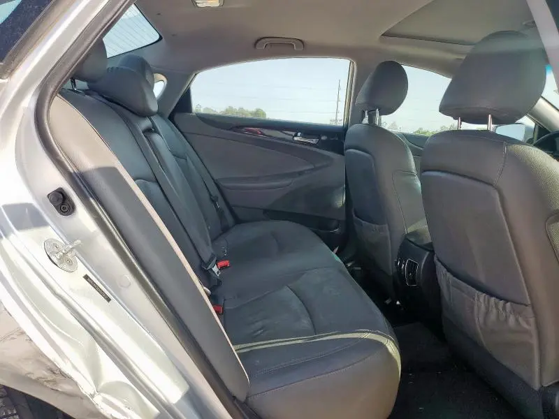 2013 HYUNDAI SONATA SE  