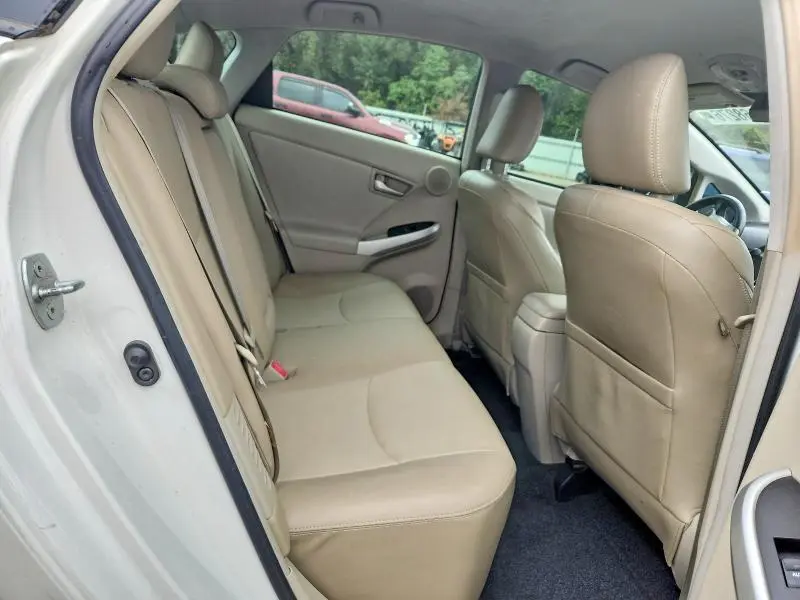2015 TOYOTA PRIUS FOUR  