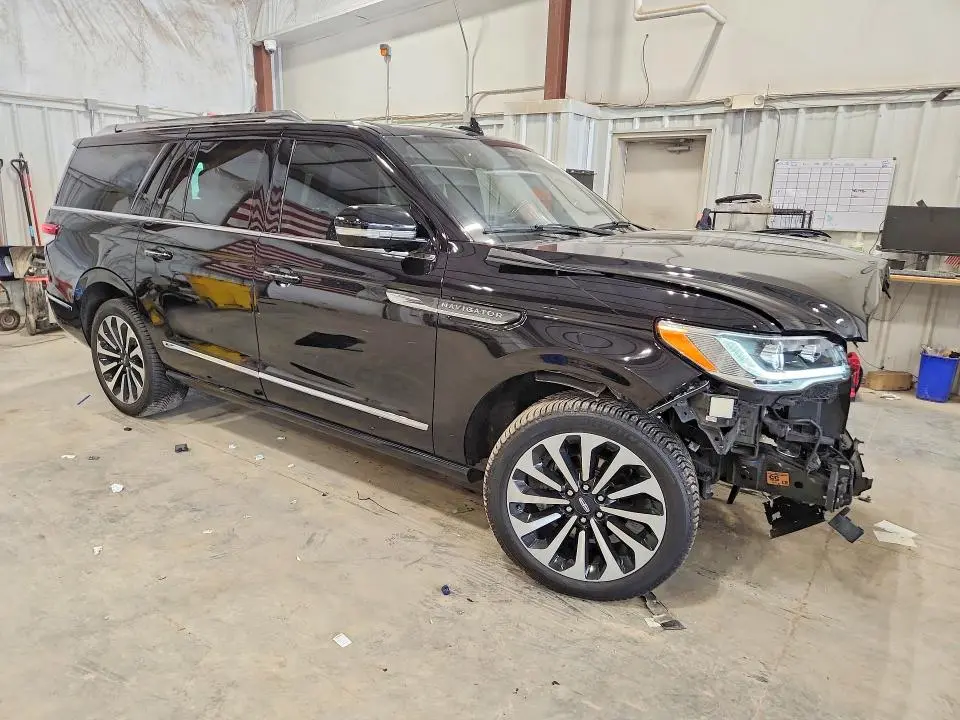 2022 LINCOLN NAVIGATOR L RESERVE  