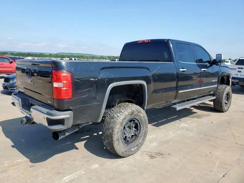2015 GMC SIERRA K2500 SLT  