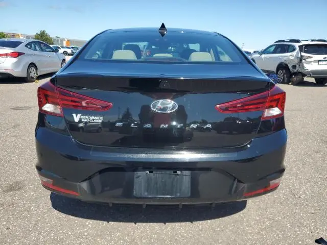 2019 HYUNDAI ELANTRA SEL  