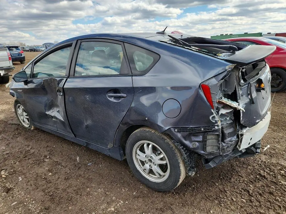 2011 TOYOTA PRIUS THREE  