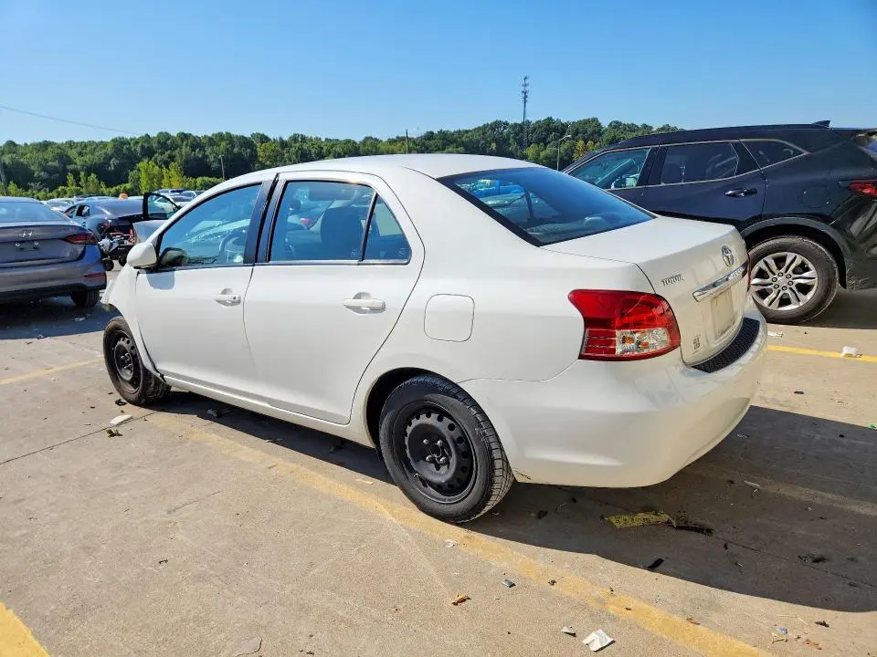 2010 TOYOTA YARIS BASE  