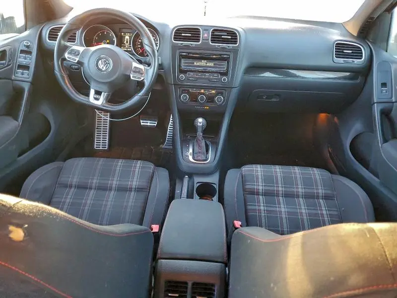 2013 VOLKSWAGEN GTI   