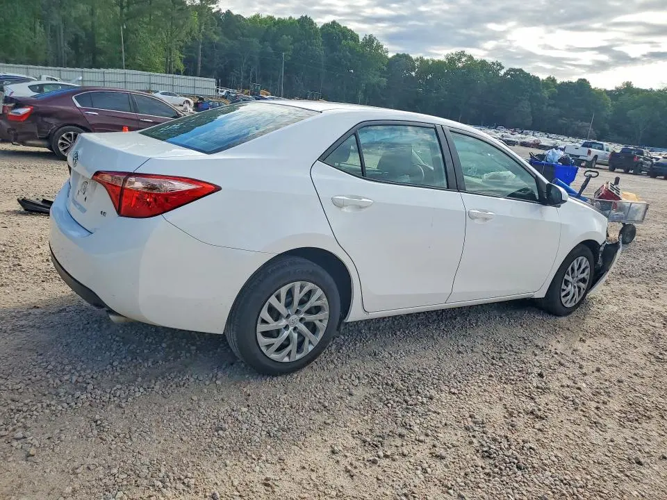 2017 TOYOTA COROLLA LE  