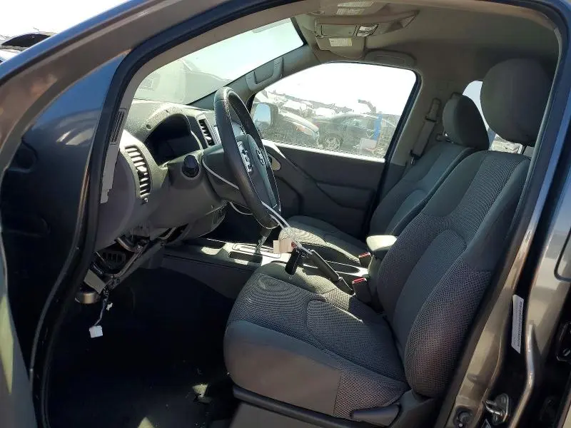 2019 NISSAN FRONTIER SV  
