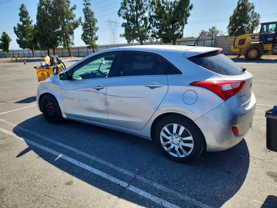 2016 HYUNDAI ELANTRA GT BASE  