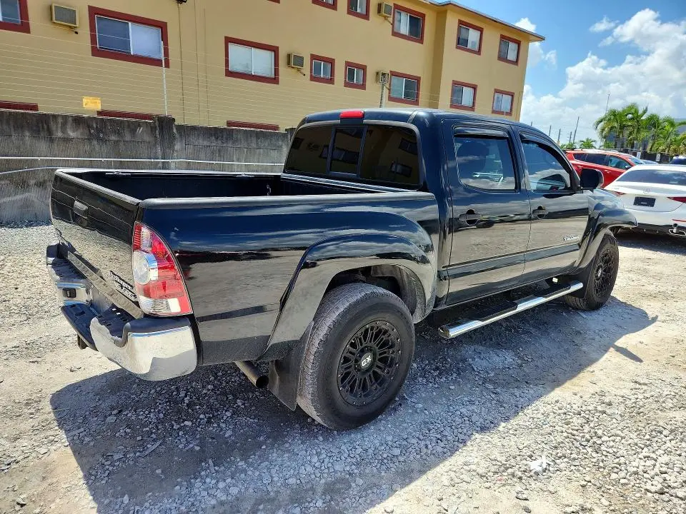 2013 TOYOTA TACOMA DOUBLE CAB PRERUNNER  