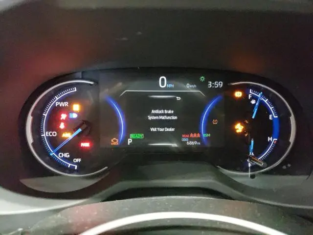 2025 TOYOTA RAV4 XLE  