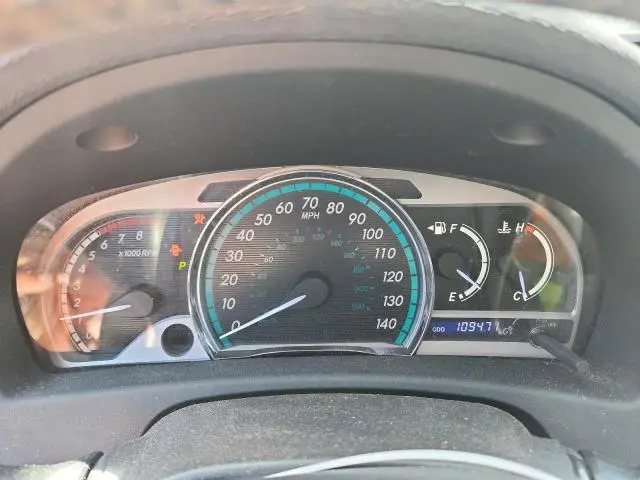 2012 TOYOTA VENZA LE  