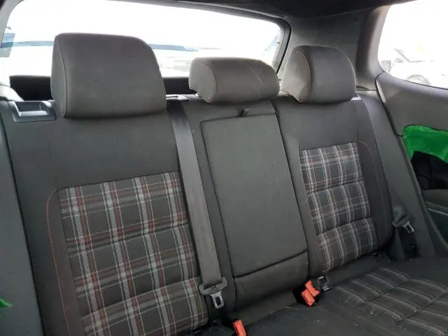 2011 VOLKSWAGEN GTI   