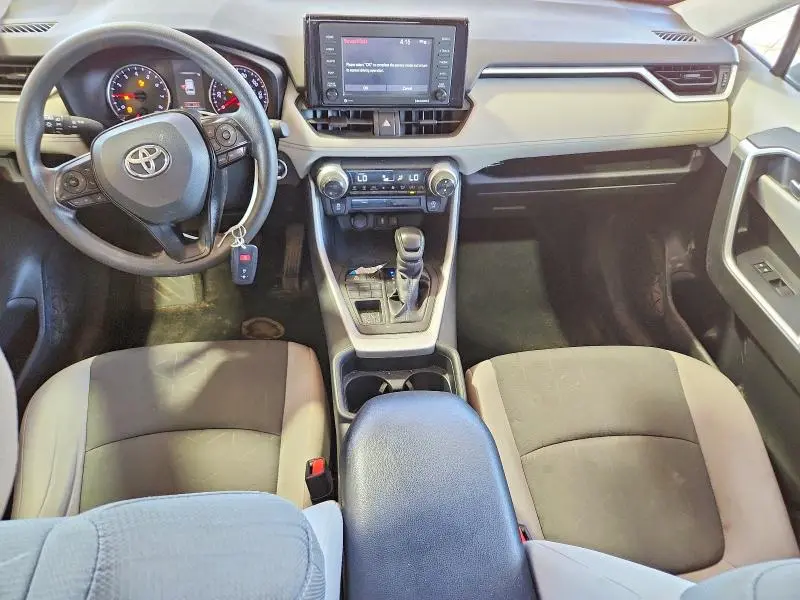 2021 TOYOTA RAV4 XLE  