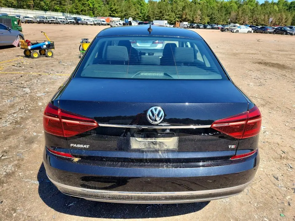 2017 VOLKSWAGEN PASSAT S  