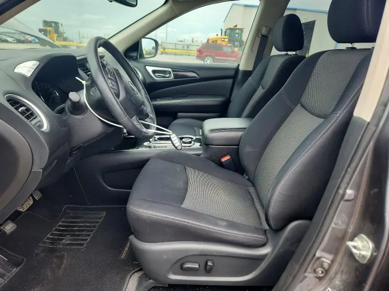 2019 NISSAN PATHFINDER SV  