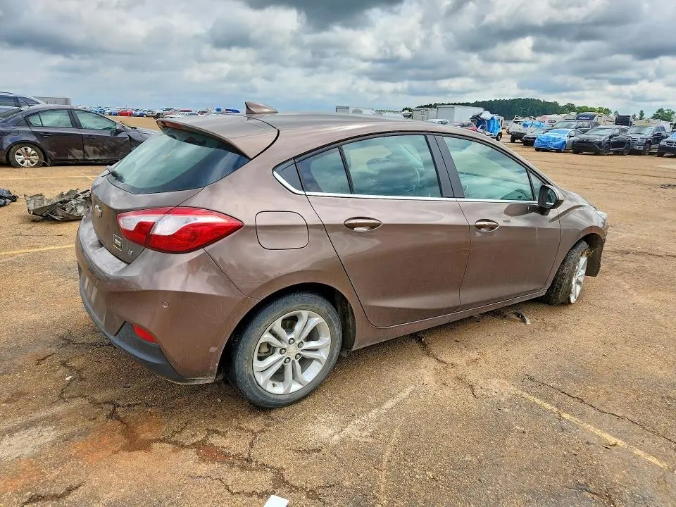2019 CHEVROLET CRUZE LT  